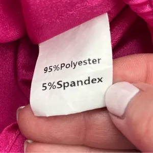 Queen Of Sparkles Pink Fuchsia Metallic Pleated Crop Off-Shoulder Top‎ 2XL *FLAW thumbnail 3