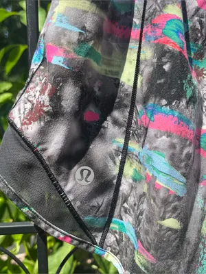 Lululemon Hotty-Hot High Rise Lined 4” Shorts Paint Drift Multi Graphite Grey 6 thumbnail 5