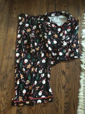 Christmas Pajamas- 2piece Set- Womens Small thumbnail 4