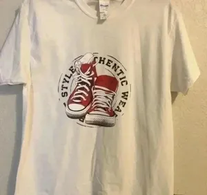 Gildan T shirt M with graphic print thumbnail 4
