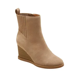 Universal Thread Womens Cypress Winter Boots 88375529 Taupe Brown 11M thumbnail 7