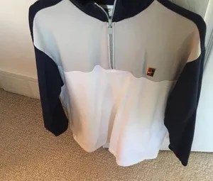 Nike women’s work out  jacket thumbnail 1