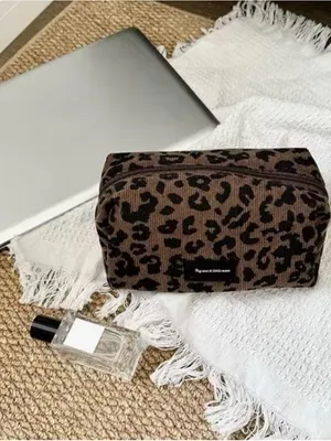 NWT Leopard Print Travel Dopp Kit Cosmetic Bag thumbnail 2