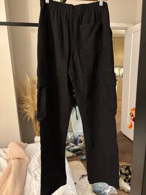 Forever 21 cargo pants black straight leg size small thumbnail 4