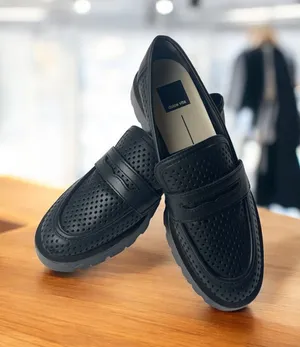 Dolce Vita Black Leather Perforated Loafers Platform‎ Lug Sole Modern Size 9 thumbnail 1