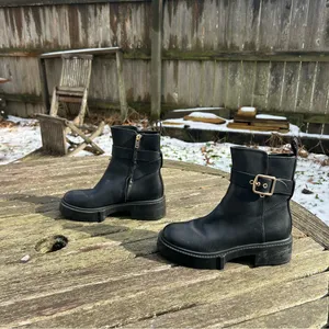 Coach Lacey Leather Lug-Sole Ankle Boots size 5.5‎ thumbnail 5