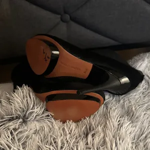 Badgley Mischka Leather and Ponyhair boots thumbnail 2