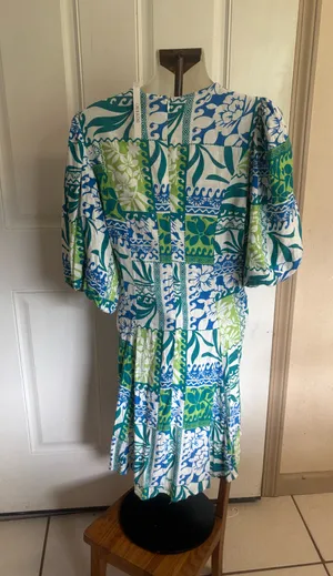 NWOT Size large White Closet Elements "San Lucas" short sleeve Dress. Retail 89.00. thumbnail 2