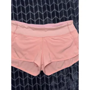 Lululemon Women's Run Time Shorts Athletic Liner Pink Size 6 thumbnail 2