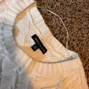 Kendall‎ & Kylie Color Block Cable Knit Cropped Sweater Small White Black Yellow thumbnail 1