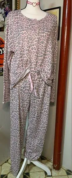 Just Be Pink Animal Print Lounge Set thumbnail 1