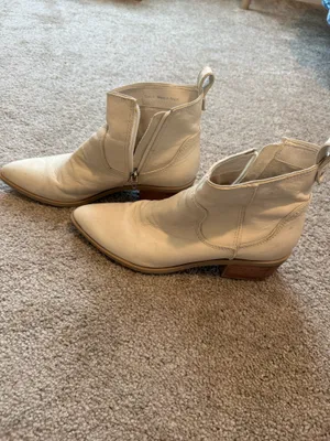 DV by Dolce Vita white booties thumbnail 2