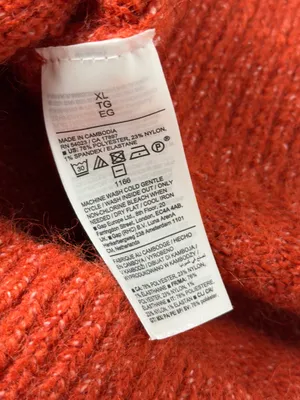 Old Navy Women's Burnt Orange Crewneck Sweater thumbnail 7