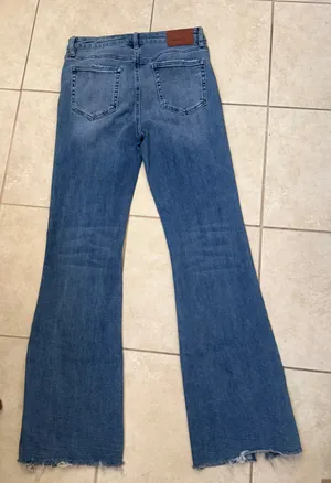 Hidden Jeans Happi Front Slit Flare Jeans thumbnail 2