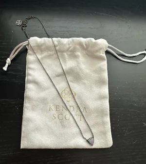 Kendra Scott Necklace thumbnail 1