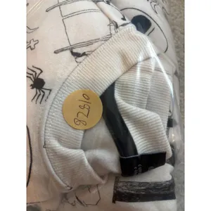 Disney Sweatshirt The Nightmare Before Christmas Cream Jack Skellington NWT Flaw thumbnail 13