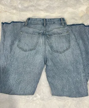 PacSun Lightwash Boyfriend Distressed Jeans thumbnail 6