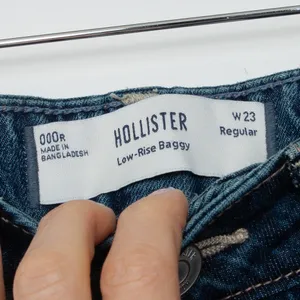 Hollister Low Rise Baggy‎ Jeans Womens Size 000R W23 Regular Medium Wash Denim thumbnail 4