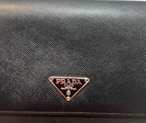 Prada Black Large Saffiano Leather Wallet thumbnail 6