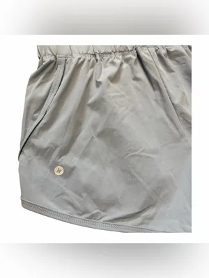 Halara High Waisted Dolphin Hem Casual Shorts 2" Medium NWT thumbnail 2