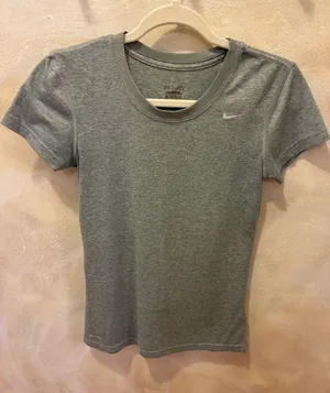 Nike Women's Grey Dri-FIT Short Sleeve Tee Size Small thumbnail 1