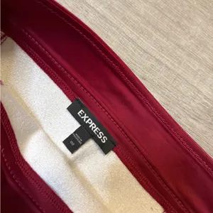 •EXPRESS• FAUX LEATHER MINI SKIRT thumbnail 3