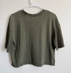 BP cropped green oversized t shirt thumbnail 2