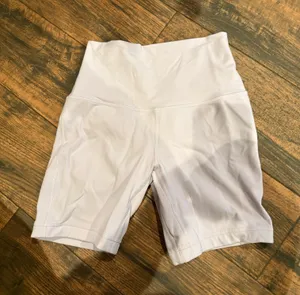 Lululemon Shorts thumbnail 1