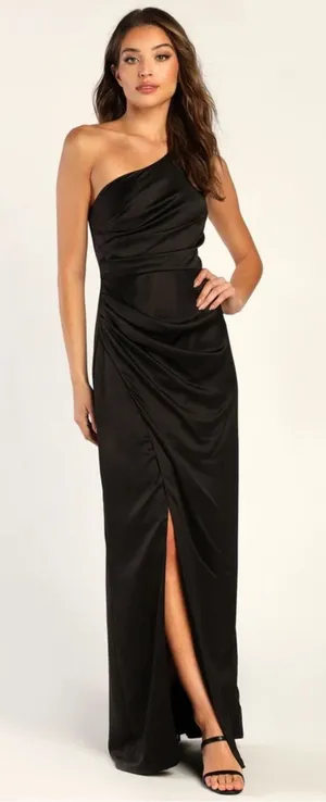NWOT Lulus Dreaming of Elegance Black Satin One Shoulder Maxi Dress Size L thumbnail 1