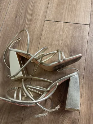 Gold Strappy Heels Size 9 thumbnail 2