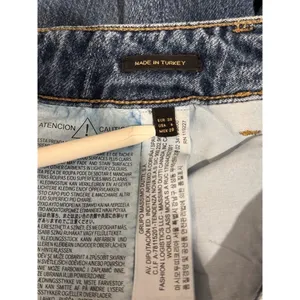 Massimo Dutti Womens Jeans Blue Denim Relaxed Fit Tapered High Rise Y2K Size 6 thumbnail 4