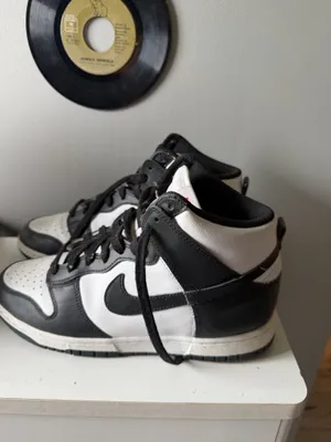 Nike Dunk High Panda thumbnail 3