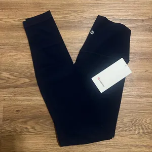 Lululemon Wunder Under Smooth Cover High-Rise Tights 25" thumbnail 3