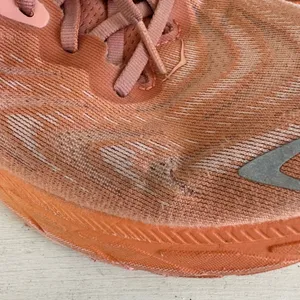 Hoka women’s coral pink Arahi 6 running shoes‎ size 9B thumbnail 3