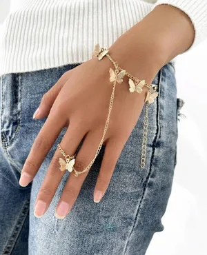 Boutique Gold Butterfly Ring Bracelet thumbnail 1