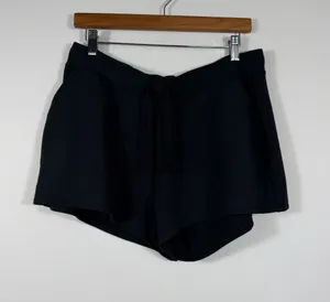 Quince Women’s Black Fleece Lounge Shorts Pull On Athleisure Size L thumbnail 1