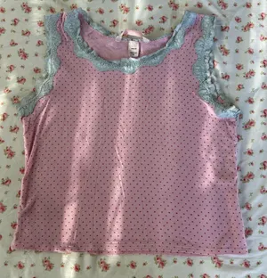 VICTORIAS SECRET lace tank top thumbnail 1