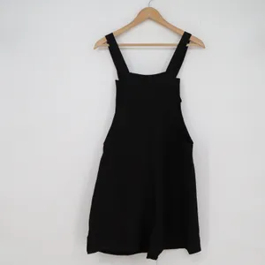 Emery Rose Womens Black Overall Romper Sleeveless Textured Shortalls Size M thumbnail 4