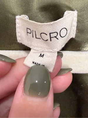 Pilcro Anthropologie Olive Green Metallic Satin Popover Blouse Size Medium thumbnail 2
