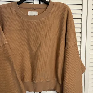 aerie | size large brown khaki ribbed crewneck thumbnail 2