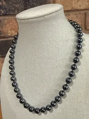 Talbots Vintage Grey Faux Tahitian Hand Knotted Pearl Bead Choker Necklace thumbnail 2