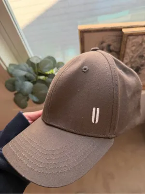 NOBULL Athletic Cap Brown/Grey Adjustable Strapback Unisex thumbnail 2