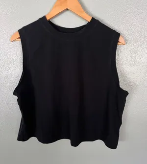 a new day Black Cropped Muscle Tank - Sleeveless Crewneck thumbnail 1