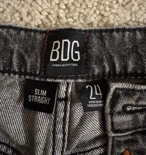 BDG Distressed Black Jeans thumbnail 3