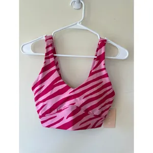 NWT Wilo The Label Contour Pink Zebra Print Sports Bra and leggings Women's S thumbnail 2