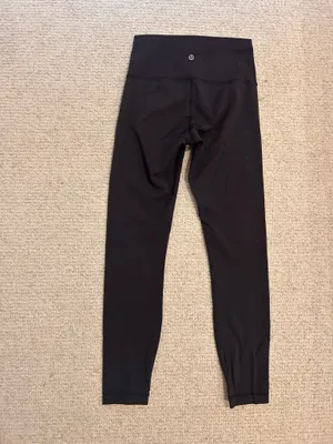 Lululemon Black Wunder Under High-Rise inseam 27 inches size 6 thumbnail 3