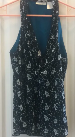FINAL MARKDOWN Worthington Surplice knotted front top 12 thumbnail 1