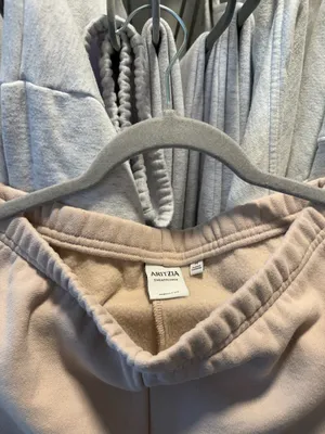 Aritzia Sweat Shorts thumbnail 4