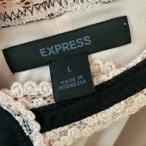 Express Sleeveless BabyDoll Top with lace size Large thumbnail 13