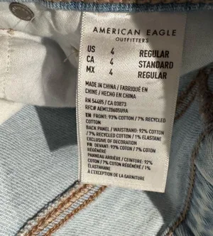 American Eagle Strigid Distressed Mom Jeans Women's 4 thumbnail 2